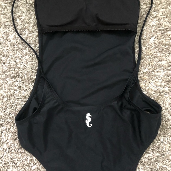 NEW WITHOUT TAGS, size small, Sunny Co swim! - Picture 3 of 6
